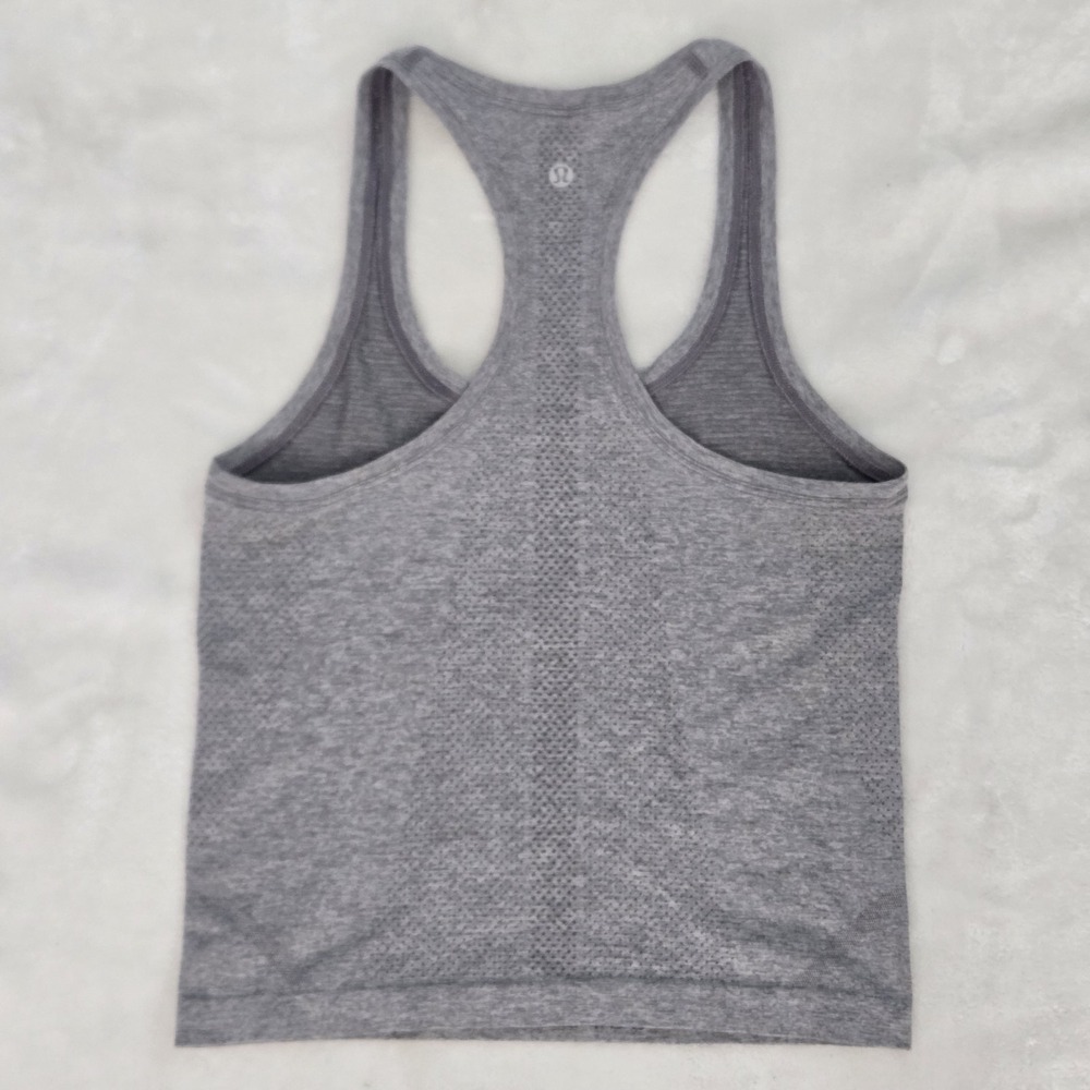 Lululemon Swiftly Tech Racerback Tank Top‎ 2.0 Heathered Gray Size 4 - Picture 2 of 6